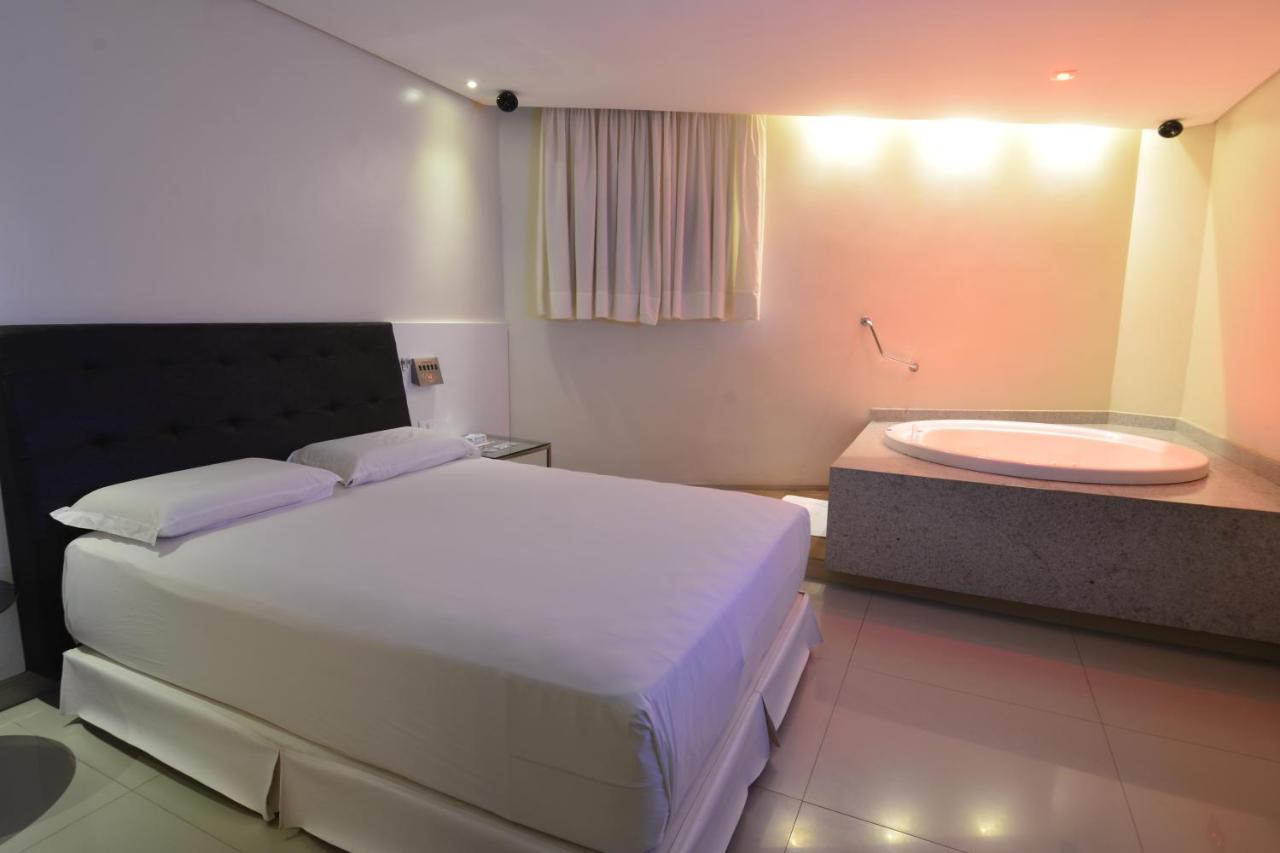 Eros Hotel - Adult Only Ресифи Екстериор снимка